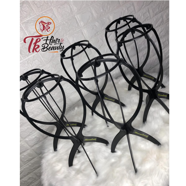 Wig stands luxury wig | wig store in the UK | Luxury wig store in USA | Luxury wig store in Canada