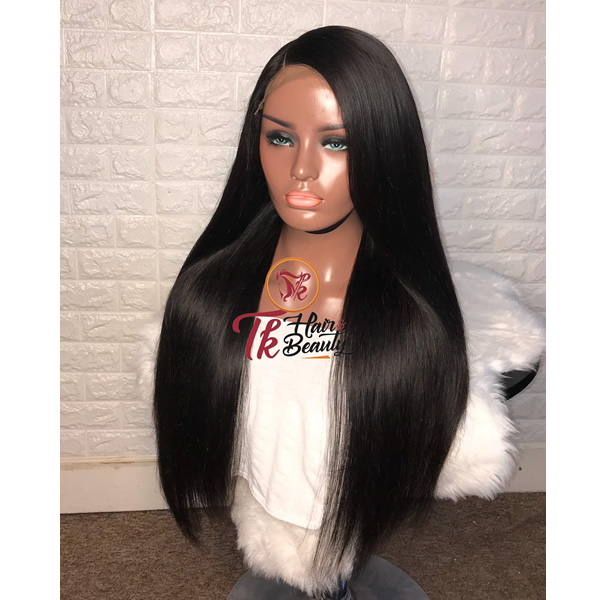 Roxanne luxury wig | wig store in the UK | Luxury wig store in USA | Luxury wig store in Canada